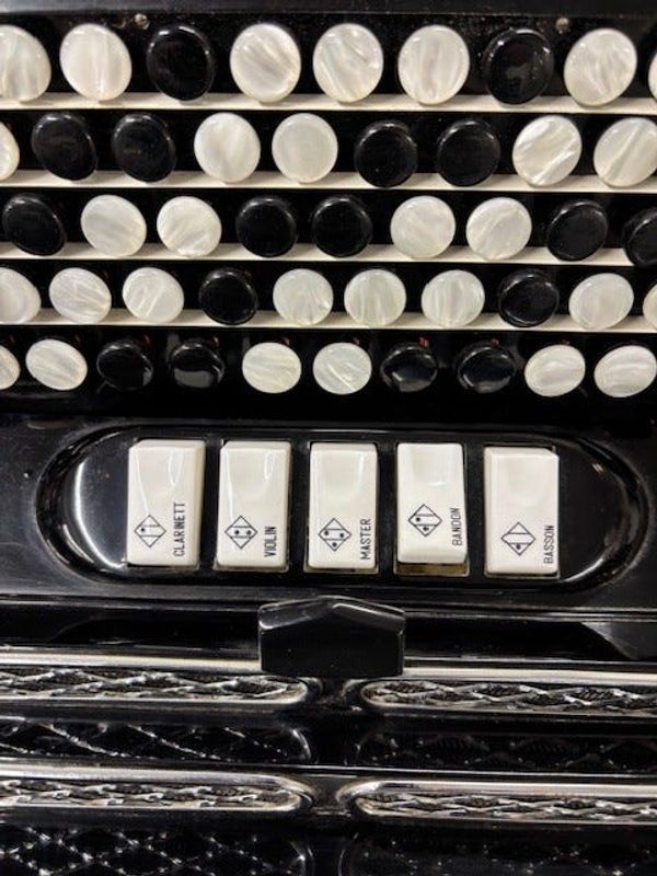 Eurotone SuperDeluxe trekkspill selges !