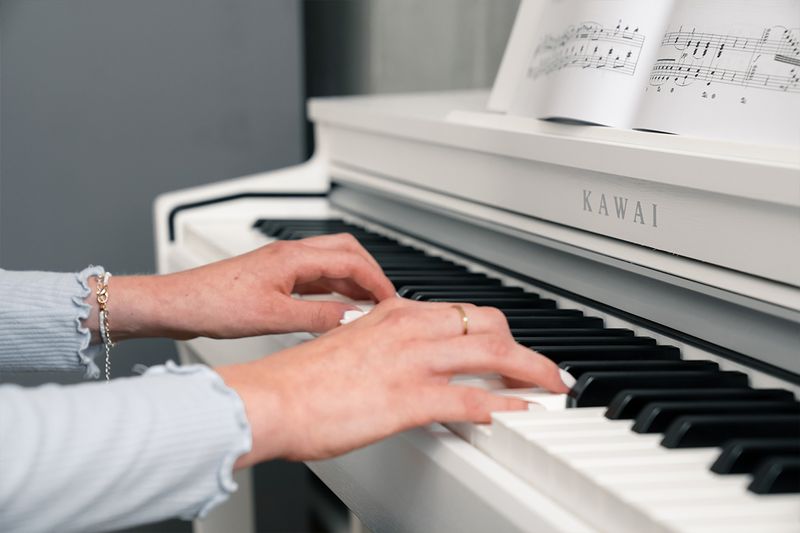 Kawai CN 201 W